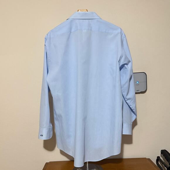 Van Heusen Editions fitted dress shirt size 17 32/33 pale blue, single needle - Picture 2 of 6